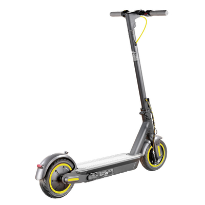 2 Geschwindigkeits-Batterie-Lichtregelung des Rad-Aluminiumlegierungs-elektrische Roller-70km LCD